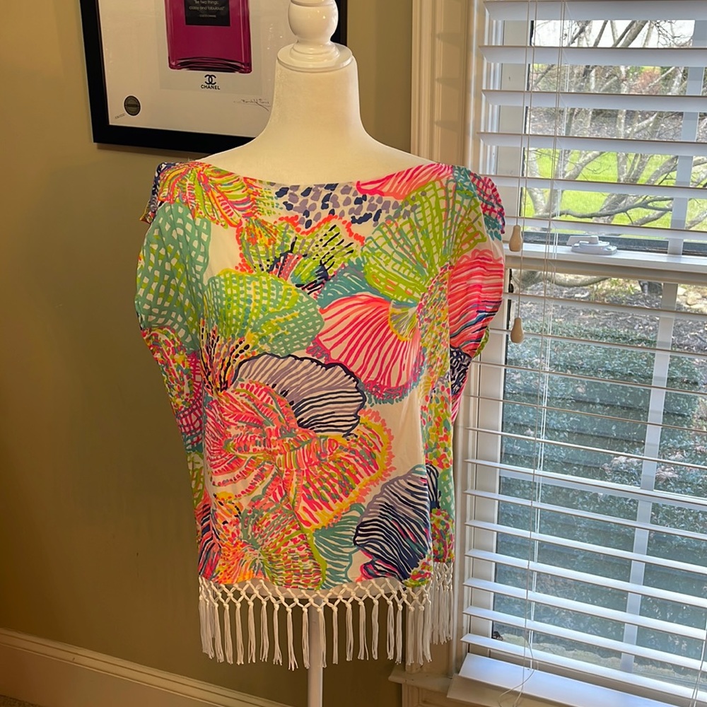 Lilly Pulitzer fringed top size Xs/S